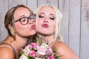 fotobox, mieten, nürnberg, erlangen, fürth, feucht, zirndorf, forchheim, vermieten, hochzeit, geburtstag, party, feier, photobooth, photo booth, sofortdruck, drucker, leihen, fotokiste