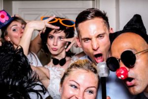 fotobox, mieten, nürnberg, erlangen, fürth, feucht, zirndorf, forchheim, vermieten, hochzeit, geburtstag, party, feier, photobooth, photo booth, sofortdruck, drucker, leihen, fotokiste